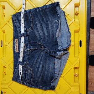 Low rise denim shorts